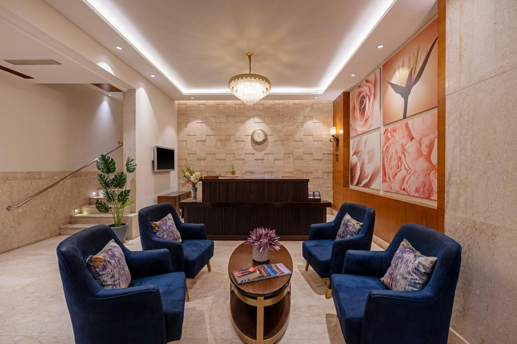 Hotel Saket 27 New Delhi Extérieur photo